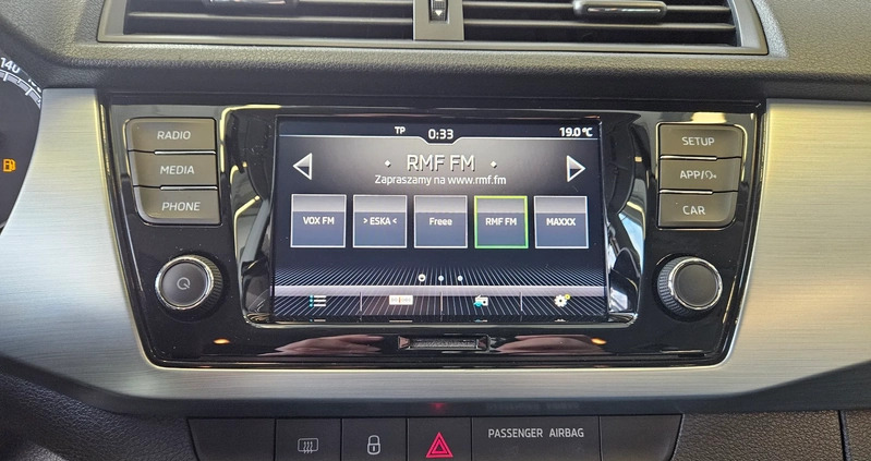 Skoda Fabia cena 44900 przebieg: 100006, rok produkcji 2020 z Zawiercie małe 529